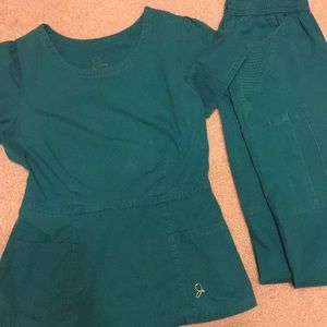 Jaanuu Scrub Set Xs*SOLD*